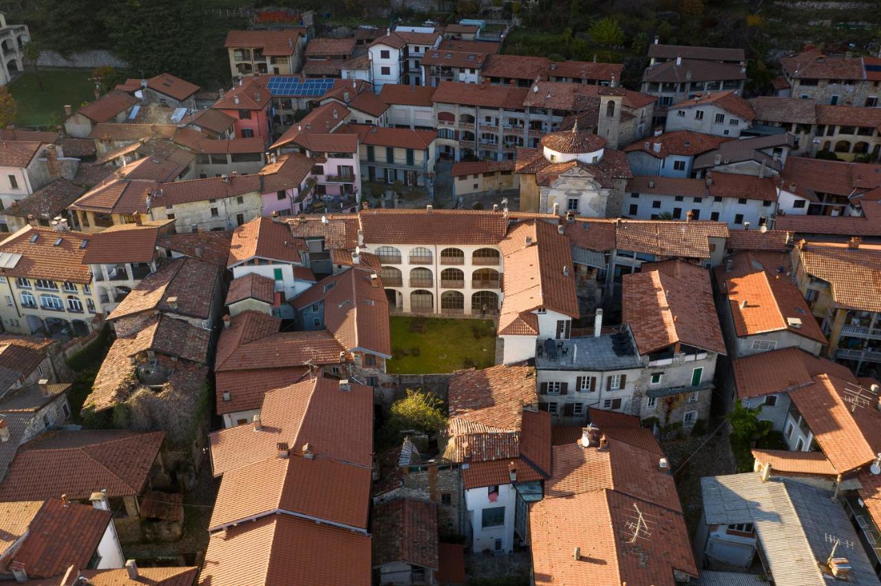 Ferienwohnung Palazzo Mia By Icasamia Castello Cabiaglio Exterior foto